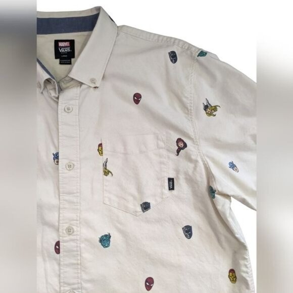Vans Marvel Avengers Classic Fit Short Sleeve Button Down Shirt Size Large - Picture 3 of 5